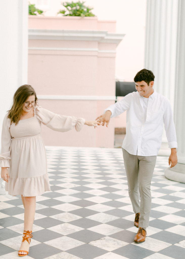 2-historic-charleston-engagement-torianna-brooke-portraiture